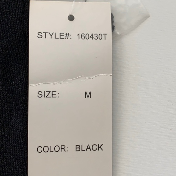 NWT Sleeveless Rayon Lightweight Shell - Picture 3 of 6